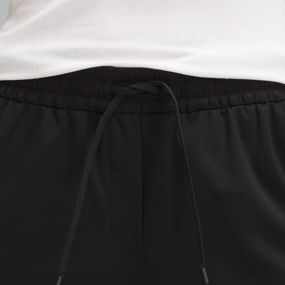 LULULEMON Luxtreme Mid Rise Straight Leg Black Trouser Pants Women's Medium ~EUC - Picture 3 of 16